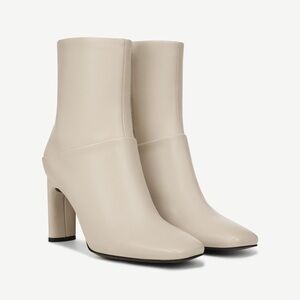 NWT Franco Sarto Flexa Bootie